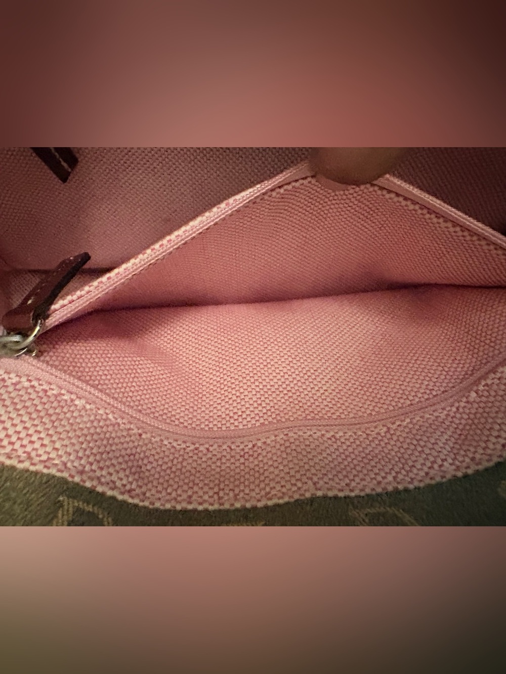 Dooney & Bourke Vintage Olive Monogram Satchel Pink Interior Push Lock Dust Bag - Picture 12 of 16